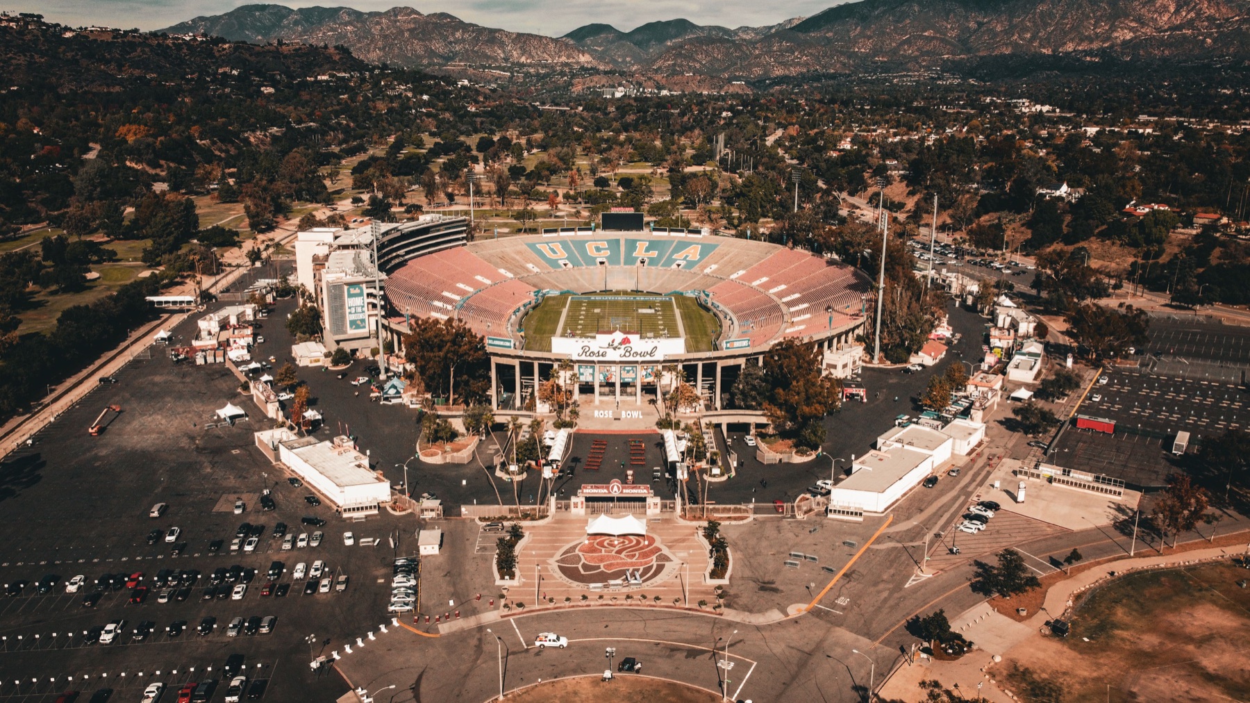 The Rose Bowl and Arroyo Seco landscape in Pasadena